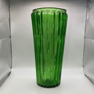 VINTAGE MCM Empoli Italian Green Optic Glass Ribbed Vase